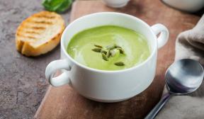 Крем супа са зеленим грашком и авокадом