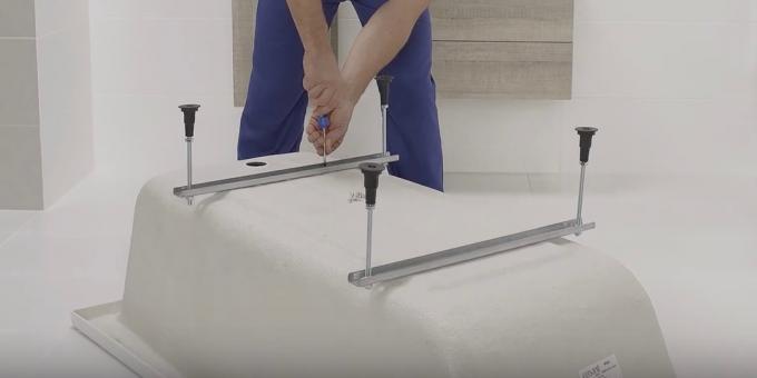Инсталирање купање: како да монтирате акрил купање ноге